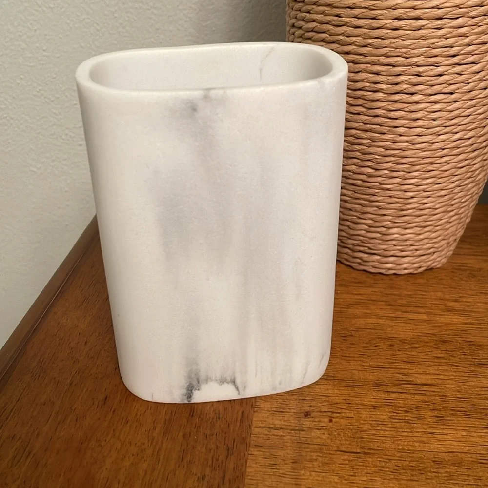NWT BINO Oval Marble Collection Bathroom Storage Container